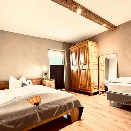 Pension Kreuzeck - Dein Gluecksplatz Am Lech Weissenbach am Lech Bagian luar foto