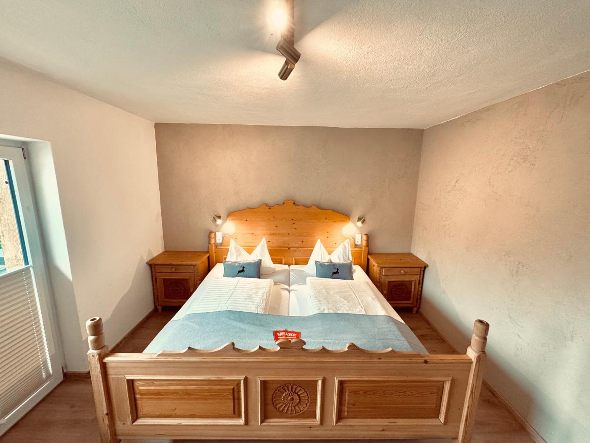Pension Kreuzeck - Dein Gluecksplatz Am Lech Weissenbach am Lech Bagian luar foto